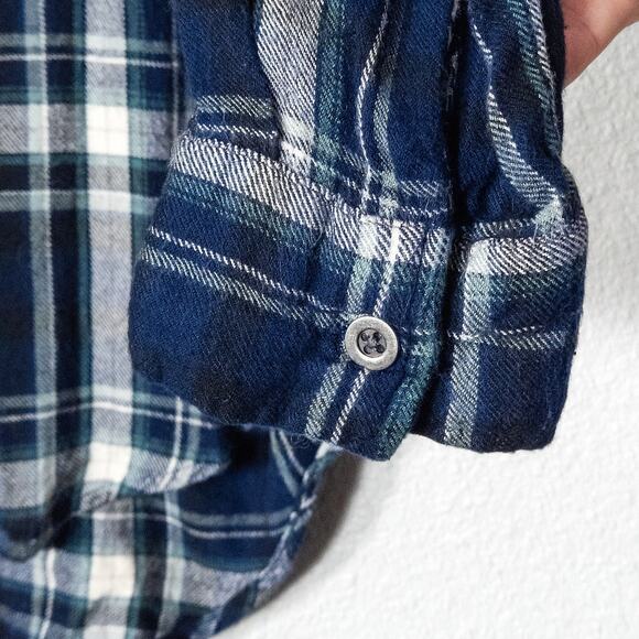 Kendall & Kylie Women’s Shirt Small Casual Off-Duty Flannel Navy Plaid Button Up - Picture 7 of 12
